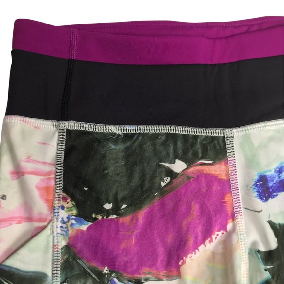 Lululemon Yoga Leggings Unicorn Tears Print Size Women's 6.  Black White Floral. - Picture 13 of 15